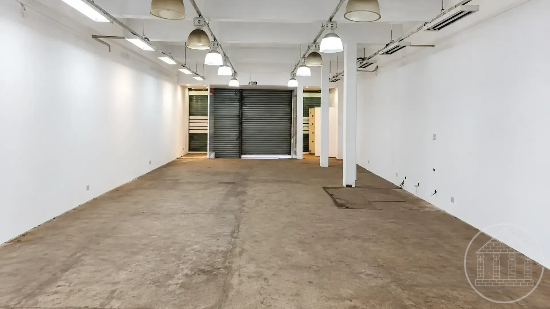 Loja-Salão, 300 m² - Foto 1