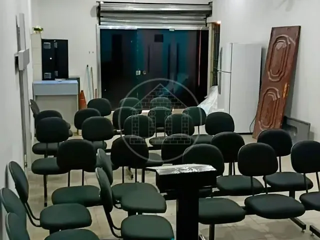 Loja para alugar, no bairro Conjunto Habitacional Brigadeiro Faria Lima em São Paulo
