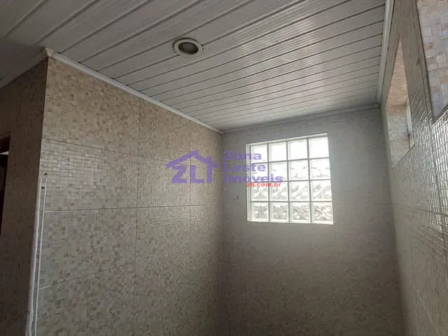 Loja com 120m², para alugar, no bairro Vila Antonieta em São Paulo
