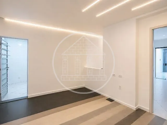 Loja com 80m², para alugar, no bairro Santo Amaro em São Paulo