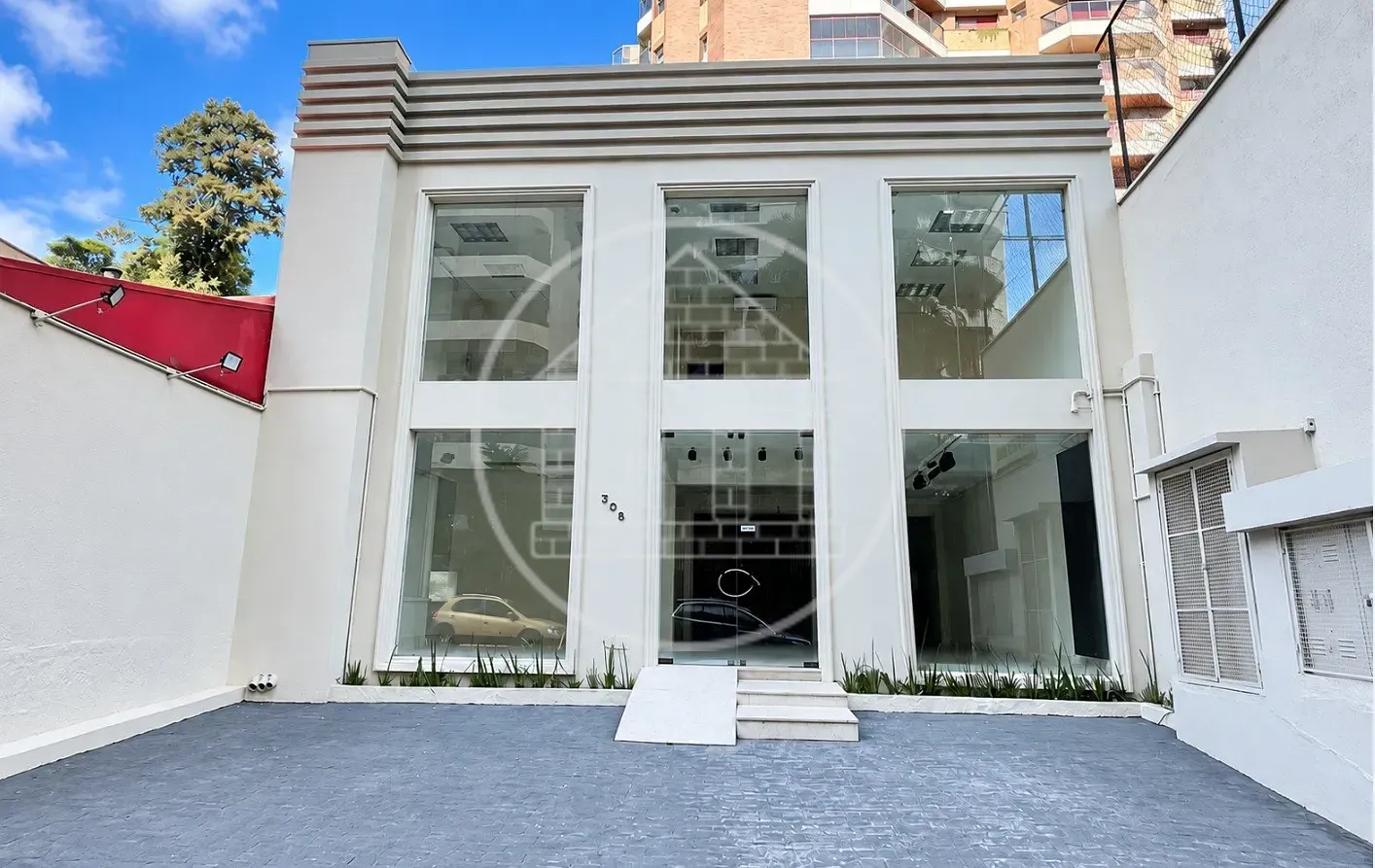 Loja-Salão, 300 m² - Foto 1
