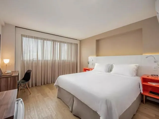 Loja 1 quarto e 1 banheiro, à venda, no bairro Alto da Glória em Curitiba