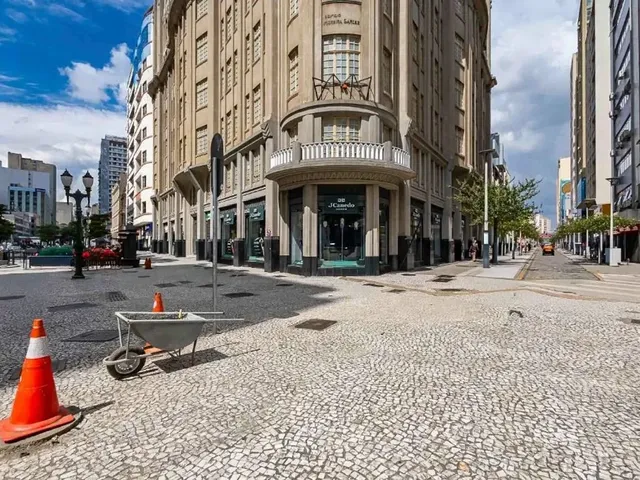 Loja para alugar, no bairro Centro em Curitiba