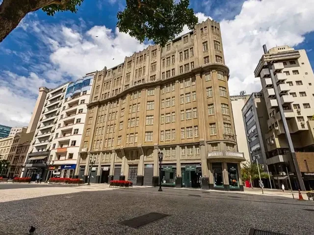 Loja para alugar, no bairro Centro em Curitiba