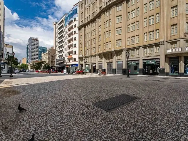 Loja para alugar, no bairro Centro em Curitiba
