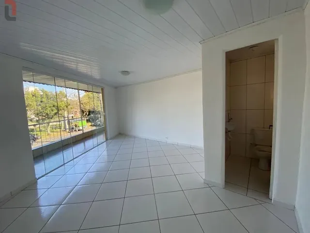 Loja para alugar, no bairro Água Verde em Curitiba