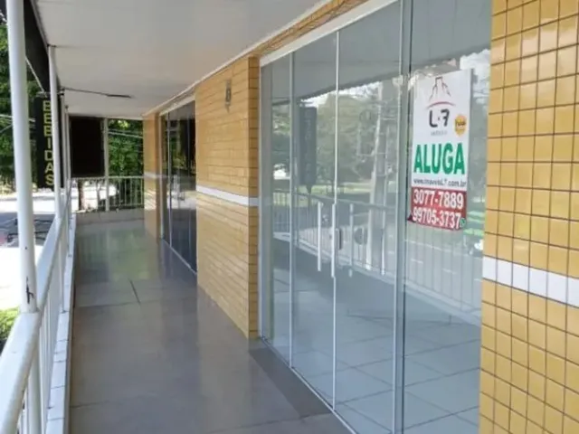 Loja para alugar, no bairro Água Verde em Curitiba