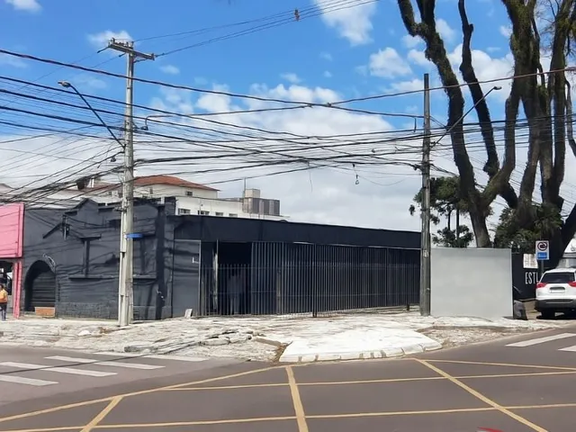 Loja para alugar, no bairro Bacacheri em Curitiba