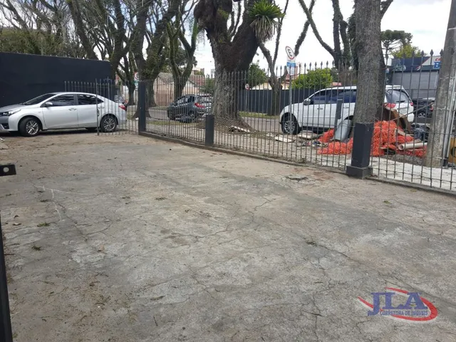 Loja para alugar, no bairro Bacacheri em Curitiba