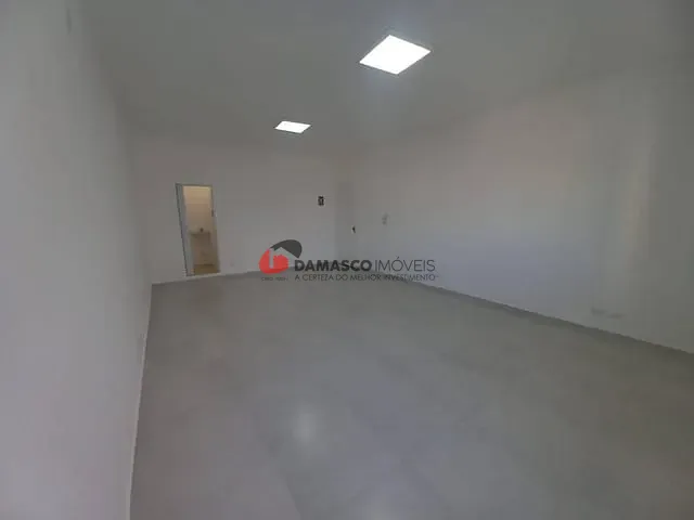 Loja para alugar, no bairro Olímpico em São Caetano do Sul