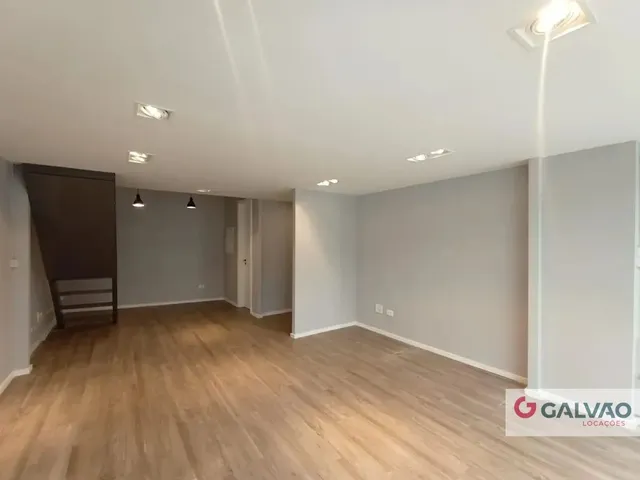 Loja para alugar, no bairro Batel em Curitiba