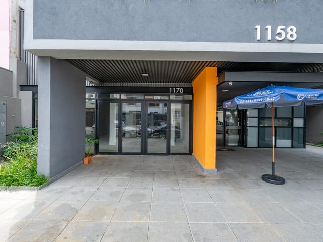 Foto do Loja - Loja de rua para venda e locação em Pinheiros, 200m² | Lares e Andares Imóveis
