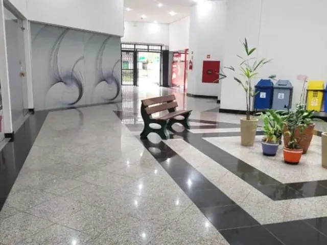 Loja à venda, no bairro Centro em Curitiba