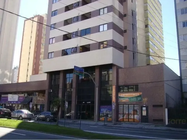 Loja à venda, no bairro Centro em Curitiba