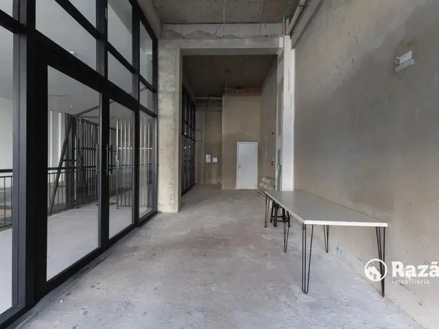Loja para alugar, no bairro Portão em Curitiba