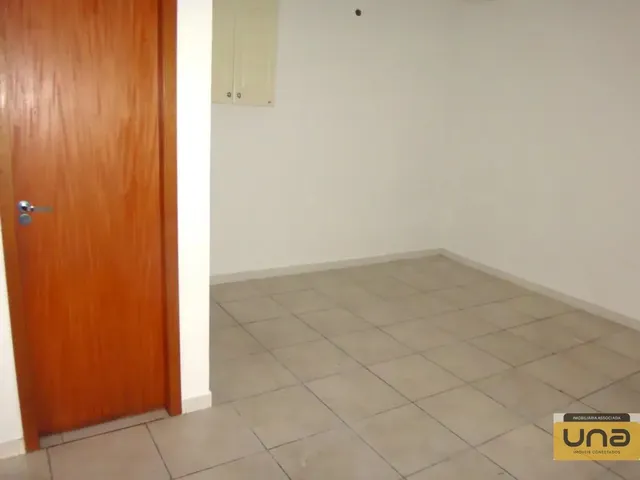 Loja para alugar, no bairro CENTRO em Curitiba
