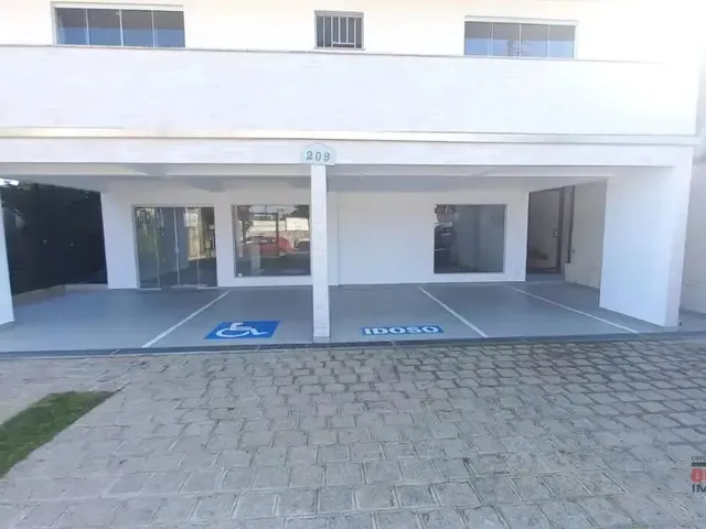 Loja para alugar, no bairro Capão Raso em Curitiba