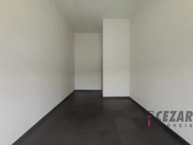 Loja para alugar, no bairro São Lourenço em Curitiba