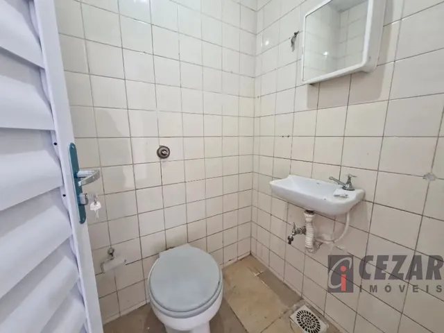 Loja para alugar, no bairro São Lourenço em Curitiba