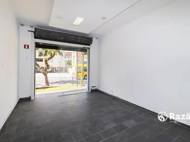 Loja para alugar, no bairro Água Verde em Curitiba