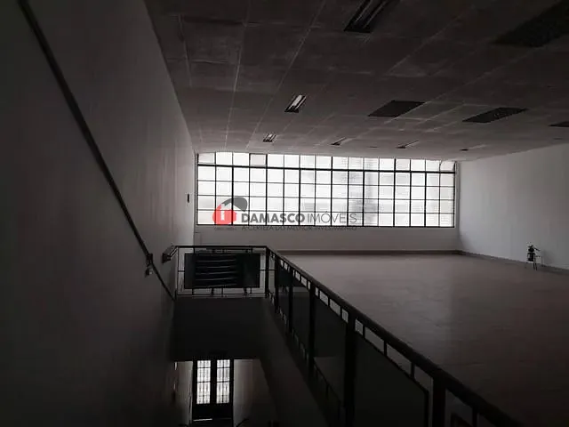 Loja com 1200m², para alugar, no bairro Fundação em São Caetano do Sul