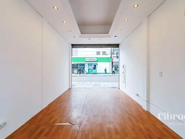 Loja para alugar, no bairro Centro em Curitiba