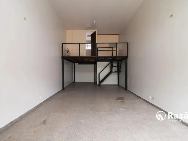 Loja para alugar, no bairro Rebouças em Curitiba