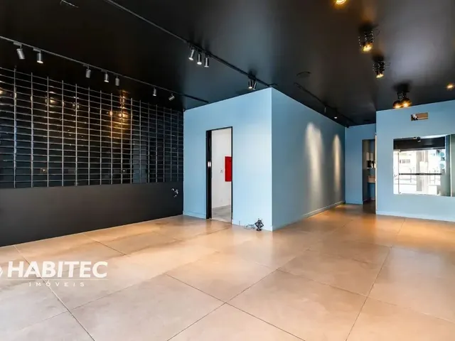 Loja para alugar, no bairro Batel em Curitiba