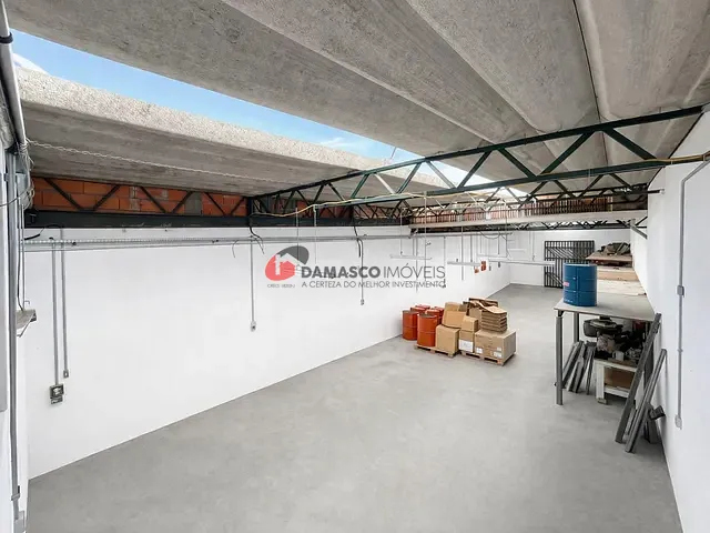 Galpão / Barracão com 240m², para alugar, no bairro Mauá em São Caetano do Sul