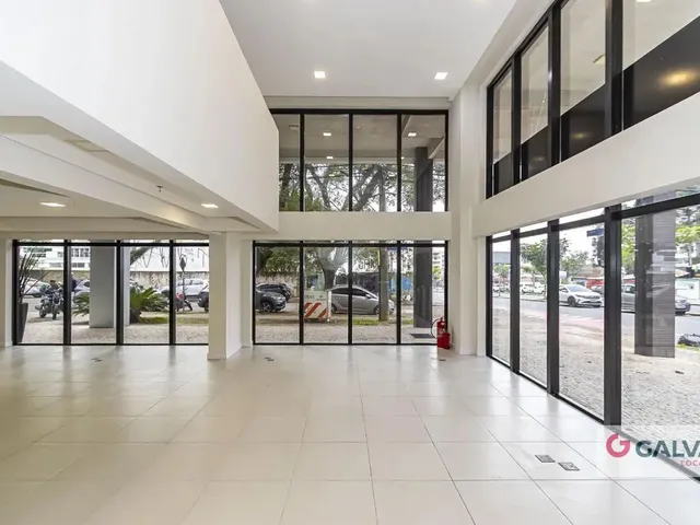 Loja para alugar, no bairro Bacacheri em Curitiba