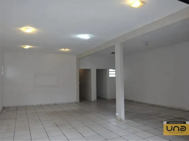 Loja para alugar, no bairro HAUER em Curitiba