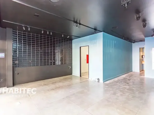 Loja à venda, no bairro Batel em Curitiba