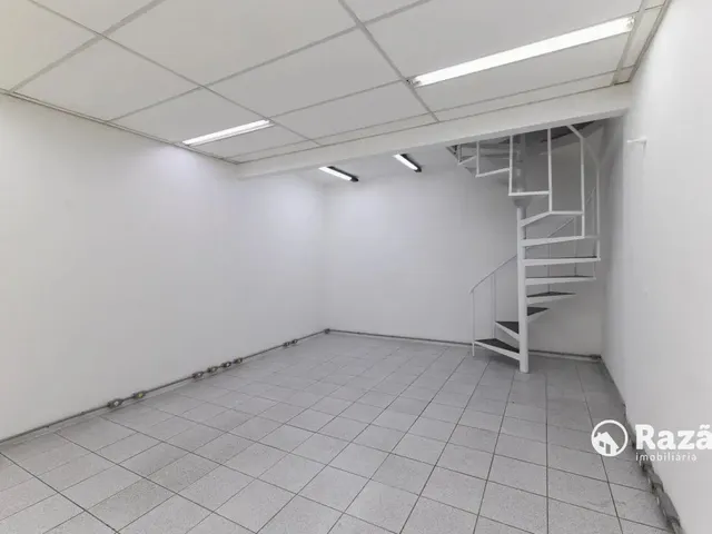 Loja para alugar, no bairro Centro em Curitiba