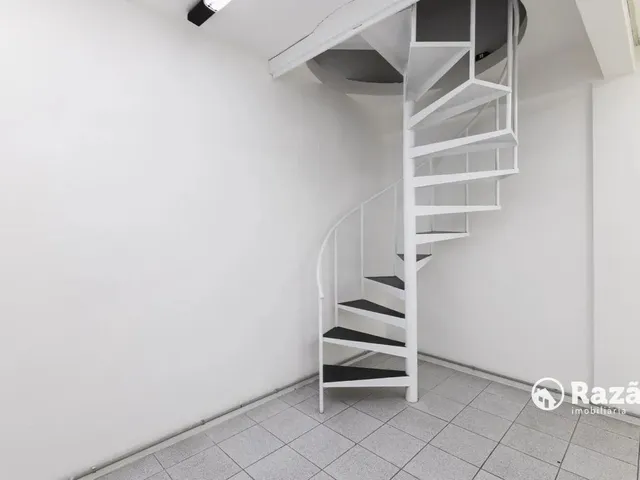 Loja para alugar, no bairro Centro em Curitiba