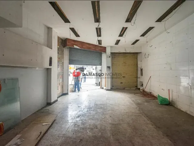 Loja com 300m², para alugar, no bairro Bom Retiro em São Paulo