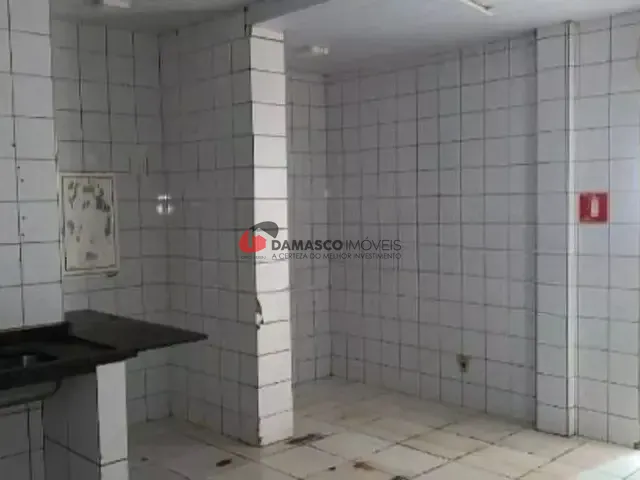Loja com 243m², para alugar, no bairro Cerâmica em São Caetano do Sul