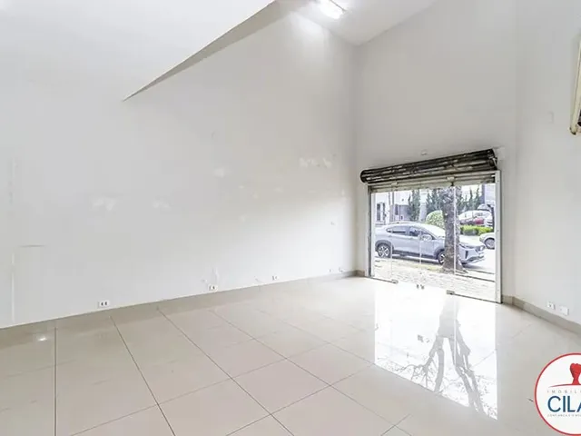 Loja para alugar, no bairro Ahú em Curitiba