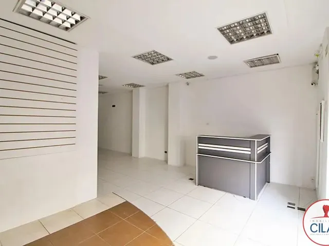 Loja para alugar, no bairro Centro em Curitiba