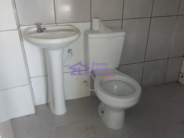 Loja com 60m², para alugar, no bairro Vila Euthalia em São Paulo