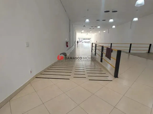 Loja com 560m², para alugar, no bairro Centro em São Caetano do Sul