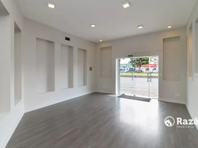 Loja para alugar, no bairro Boqueirão em Curitiba
