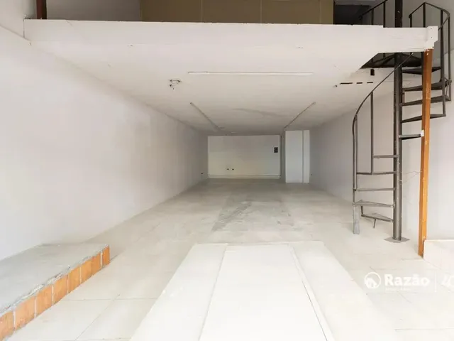 Loja para alugar, no bairro Centro em Curitiba