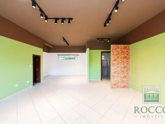 Loja para alugar, no bairro Bacacheri em Curitiba