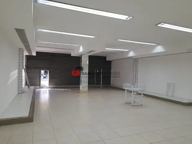 Loja com 550m², para alugar, no bairro Nova Gerty em São Caetano do Sul