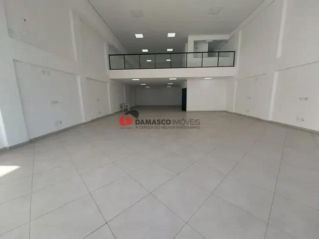Loja com 538m², para alugar, no bairro Santo Antônio em São Caetano do Sul