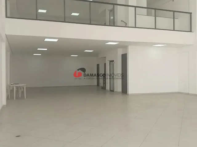 Loja com 538m², para alugar, no bairro Santo Antônio em São Caetano do Sul