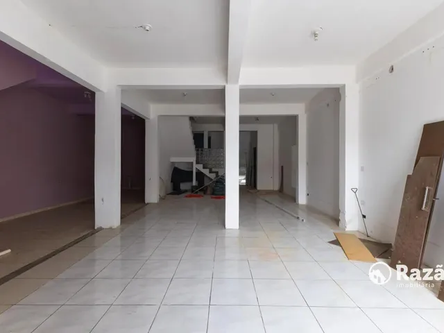Loja para alugar, no bairro Sítio Cercado em Curitiba