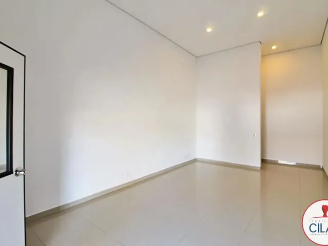 Loja para alugar, no bairro Boa Vista em Curitiba