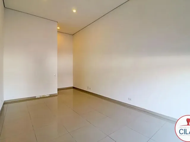 Loja para alugar, no bairro Boa Vista em Curitiba