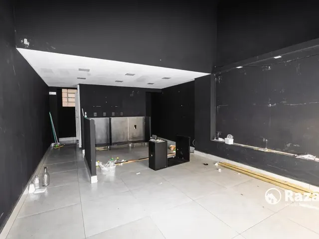 Loja para alugar, no bairro Centro em Curitiba
